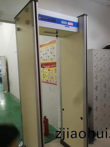 深圳市(shi)華(hua)順(shun)九州(zhou)智能科(ke)技(ji)有限(xian)公(gong)司.jpg