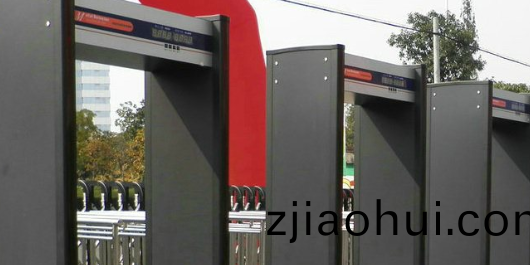 金(jin)屬安(an)檢(jian)門.png